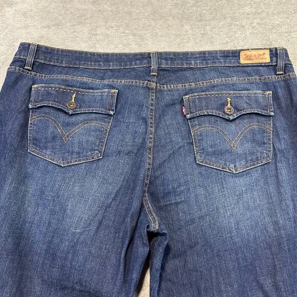 Levi's Women's Style 590 Bootcut Jeans Dark Wash Size 22W 36x32 - Picture 11 of 11